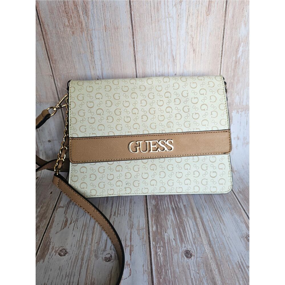 Guess Beige Cream Signature Logo Crossbody Convertible Flap Bag Chain Strap